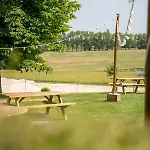 Domaine De Vizols-gite 4 Etoiles Piscine 15p *
