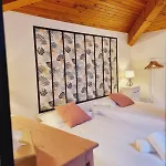 Domaine De Vizols-gite 4 Etoiles Piscine 15p Feriehus Garrigues (Tarn)
