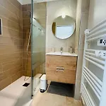 Domaine De Vizols-gite 4 Etoiles Piscine 15p Garrigues (Tarn)