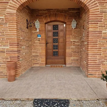 Domaine De Vizols-gite 4 Etoiles Piscine 15p *