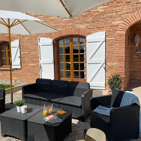 Domaine De Vizols-gite 4 Etoiles Piscine 15p *