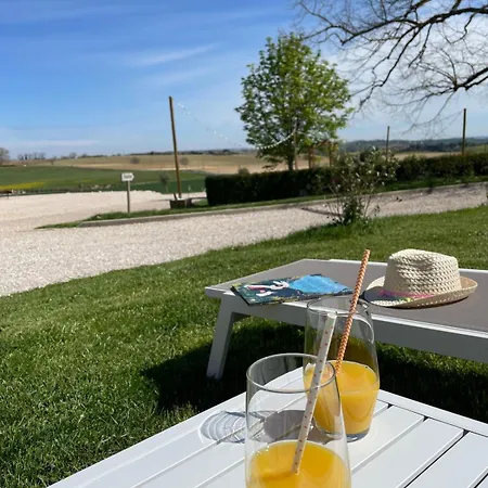 Domaine De Vizols-gite 4 Etoiles Piscine 15p *