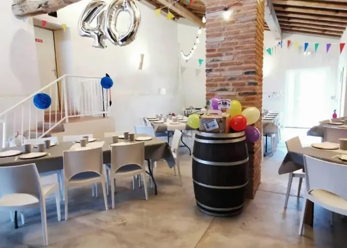 Domaine De Vizols-gite 4 Etoiles Piscine 15p 펜션 *