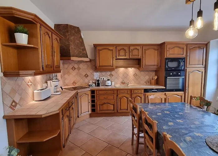 Domaine De Vizols-gite 4 Etoiles Piscine 15p * Garrigues (Tarn)