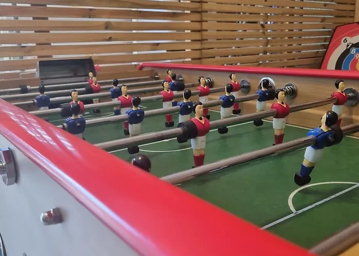 Domaine De Vizols-gite 4 Etoiles Piscine 15p