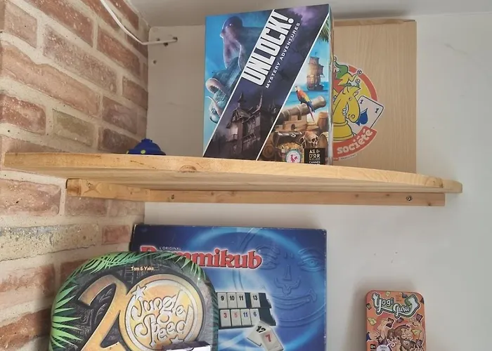 Domaine De Vizols-gite 4 Etoiles Piscine 15p Garrigues (Tarn)