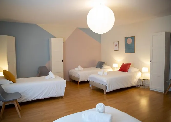 펜션 Domaine De Vizols-gite 4 Etoiles Piscine 15p Garrigues (Tarn)