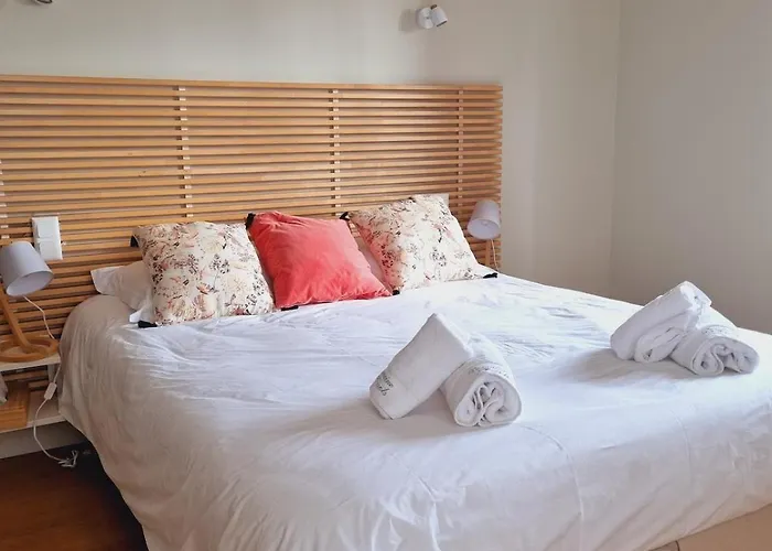 펜션 Domaine De Vizols-gite 4 Etoiles Piscine 15p