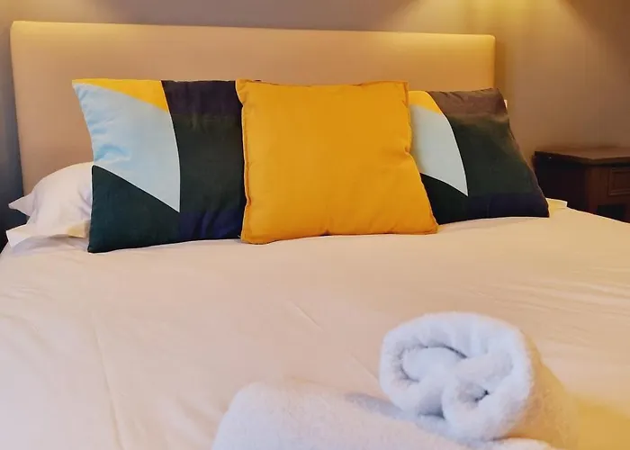 Domaine De Vizols-gite 4 Etoiles Piscine 15p * Garrigues (Tarn)