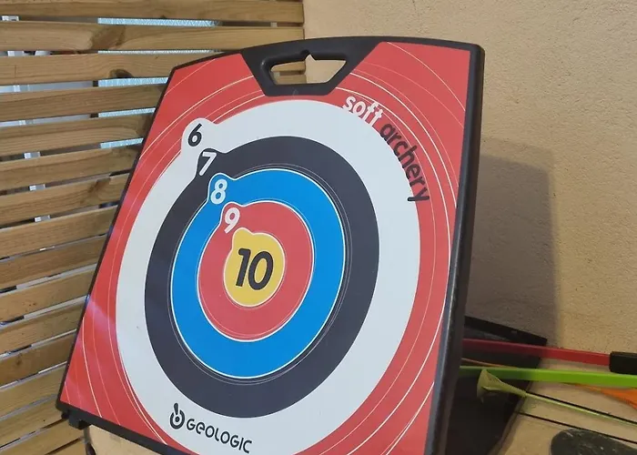 Domaine De Vizols-gite 4 Etoiles Piscine 15p